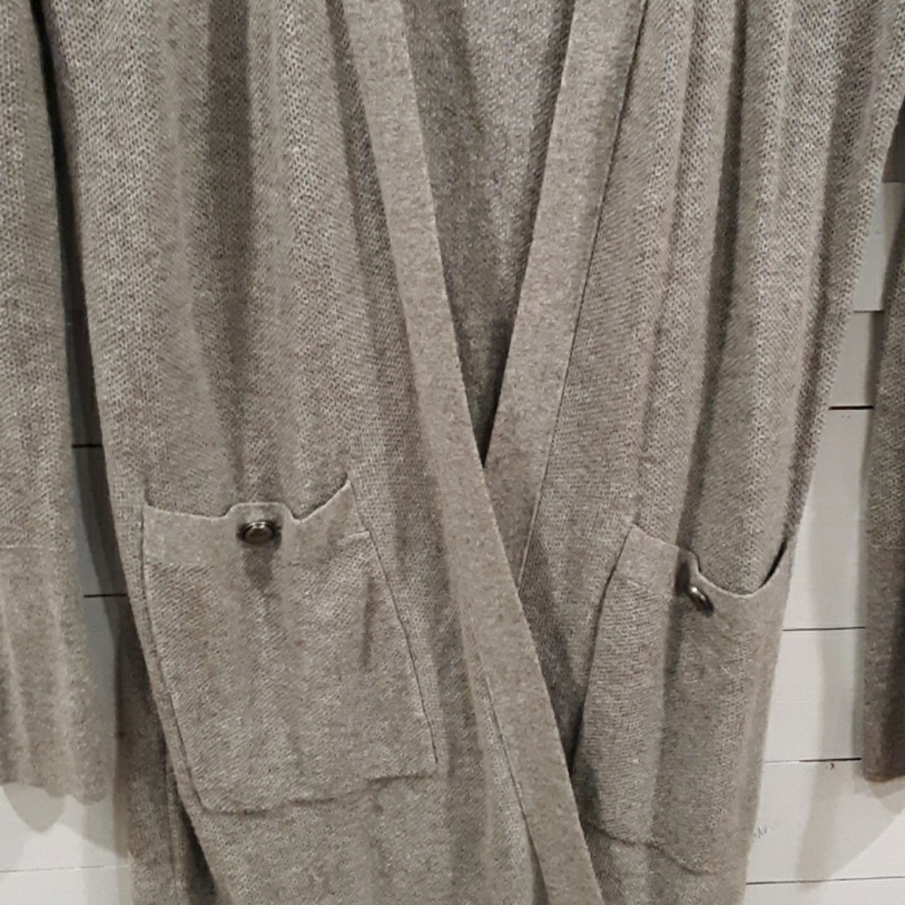 Sweater - Picture 3 of 3